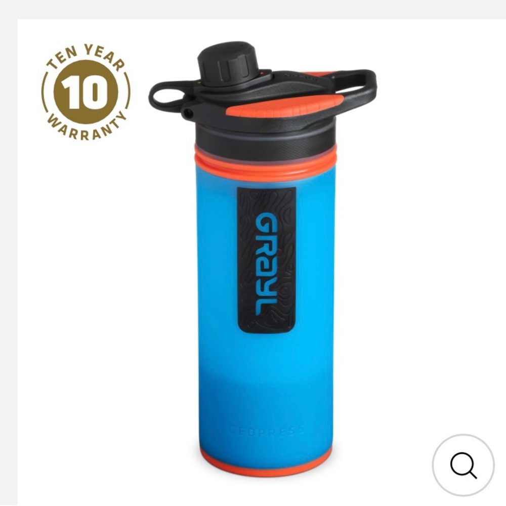 Brand new in damaged box - 24 oz Grayl Water Bottle.  Easy to use and well made.
